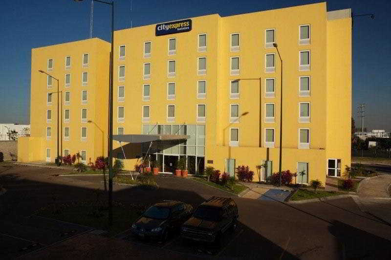 City Express By Marriott Irapuato Exteriér fotografie